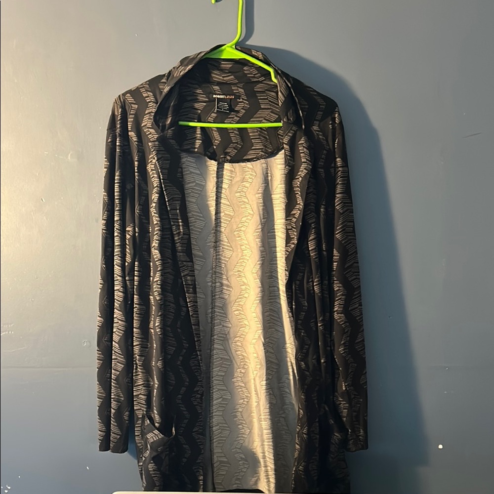 Women's Black and Gray Sweater